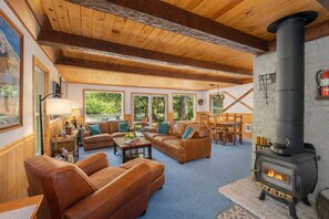 Huisje, 3 slaapkamers | Woonruimte | Streamingdiensten