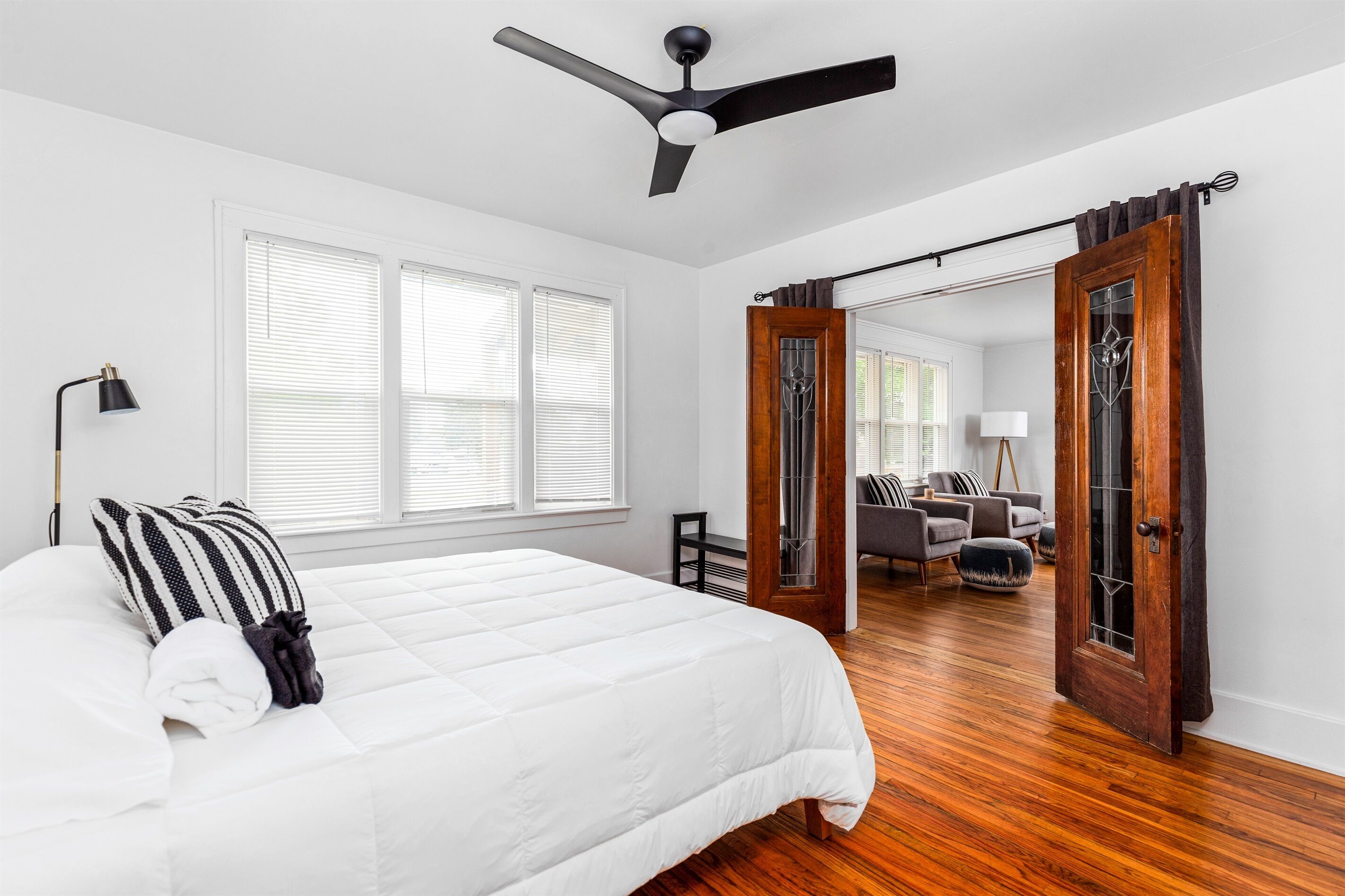 4 bedrooms, iron/ironing board, travel crib, free WiFi