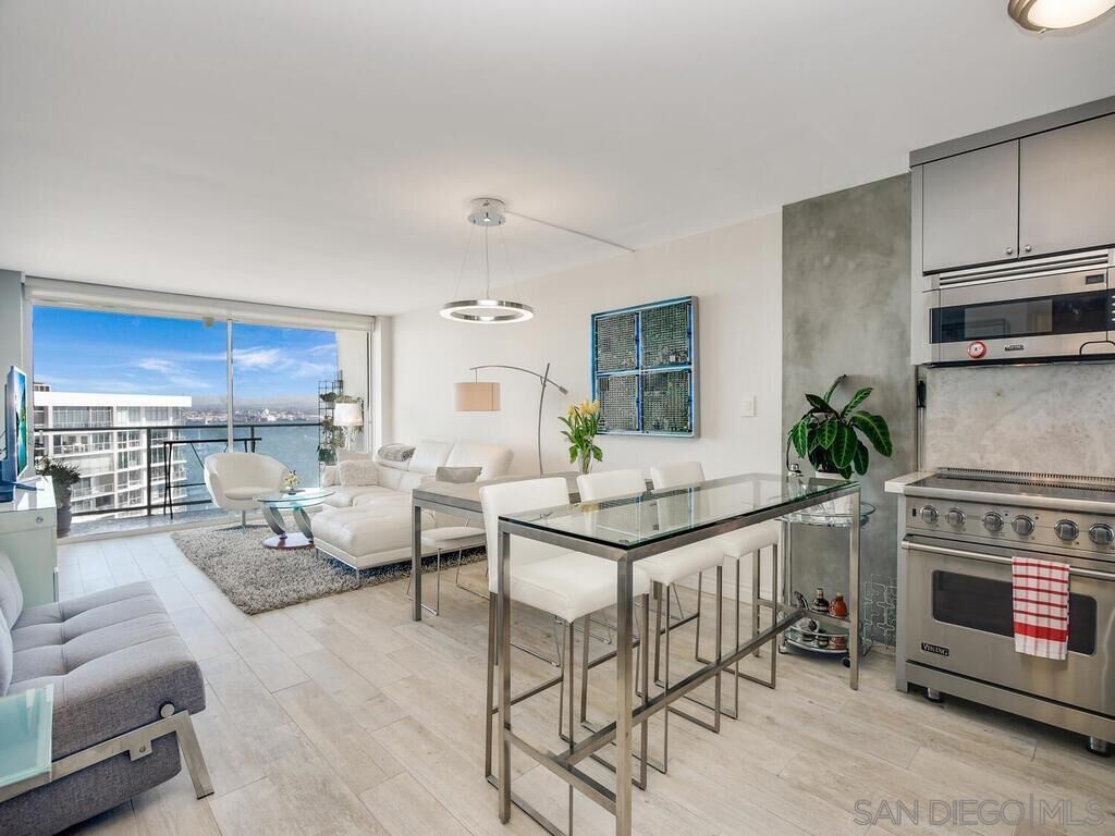 Luxury Remodeled Penthouse with Amazing Views