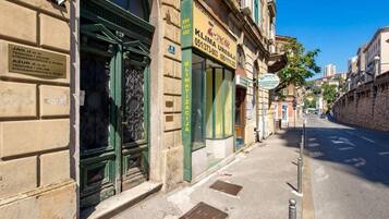 Apartment (Two Bedroom Apartment) | Exterior