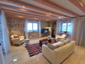 Living area - Villa Diocletian***** Solta, Premium traditional stone house next to the sea (Rogac)
