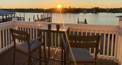 Private Home, Charter Fishing and Ecotourism. Only 25 miles to French Quarter.