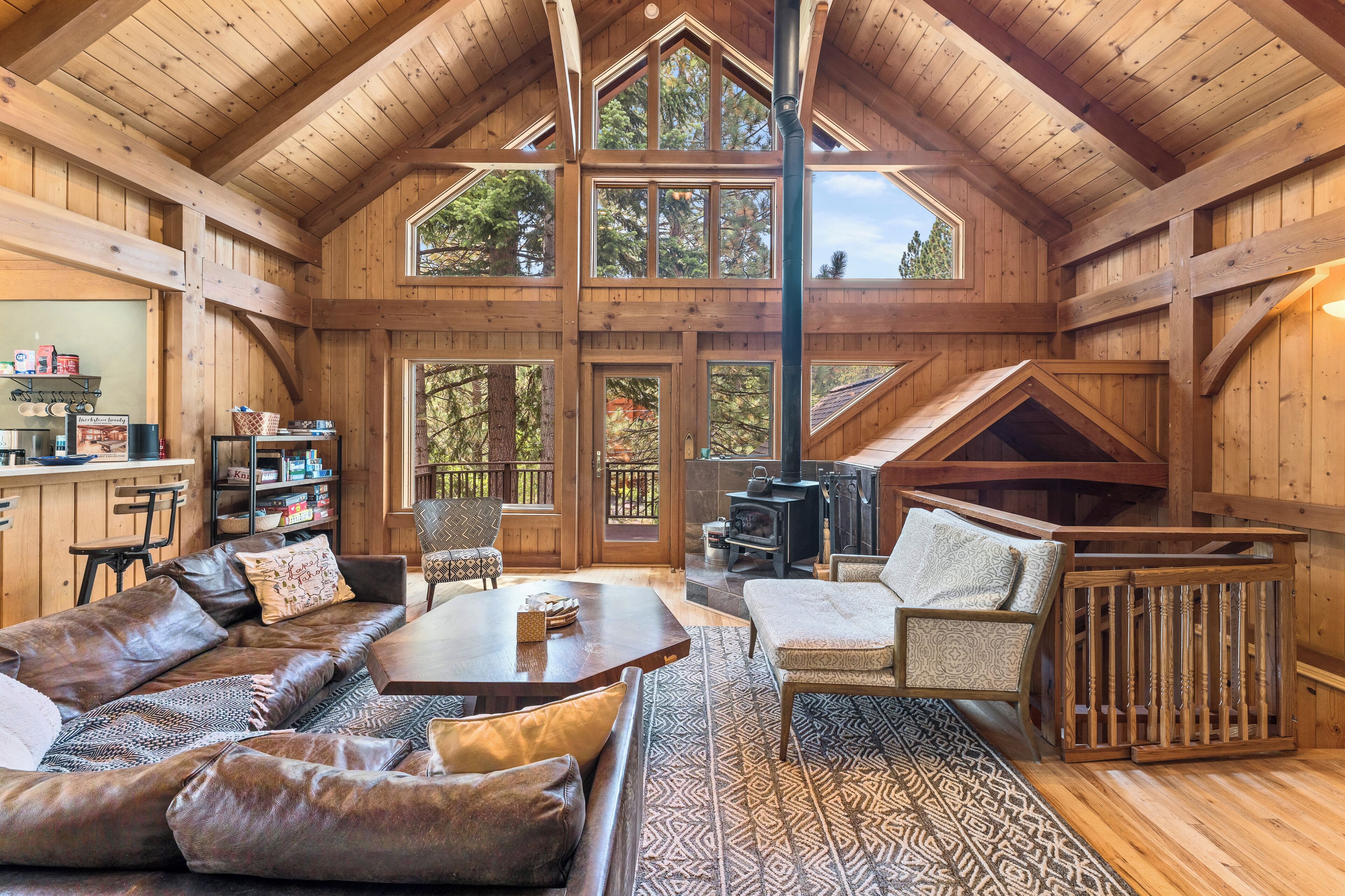 Brookstone Beauty - Hot Tub, Fire Pit - Truckee, CA