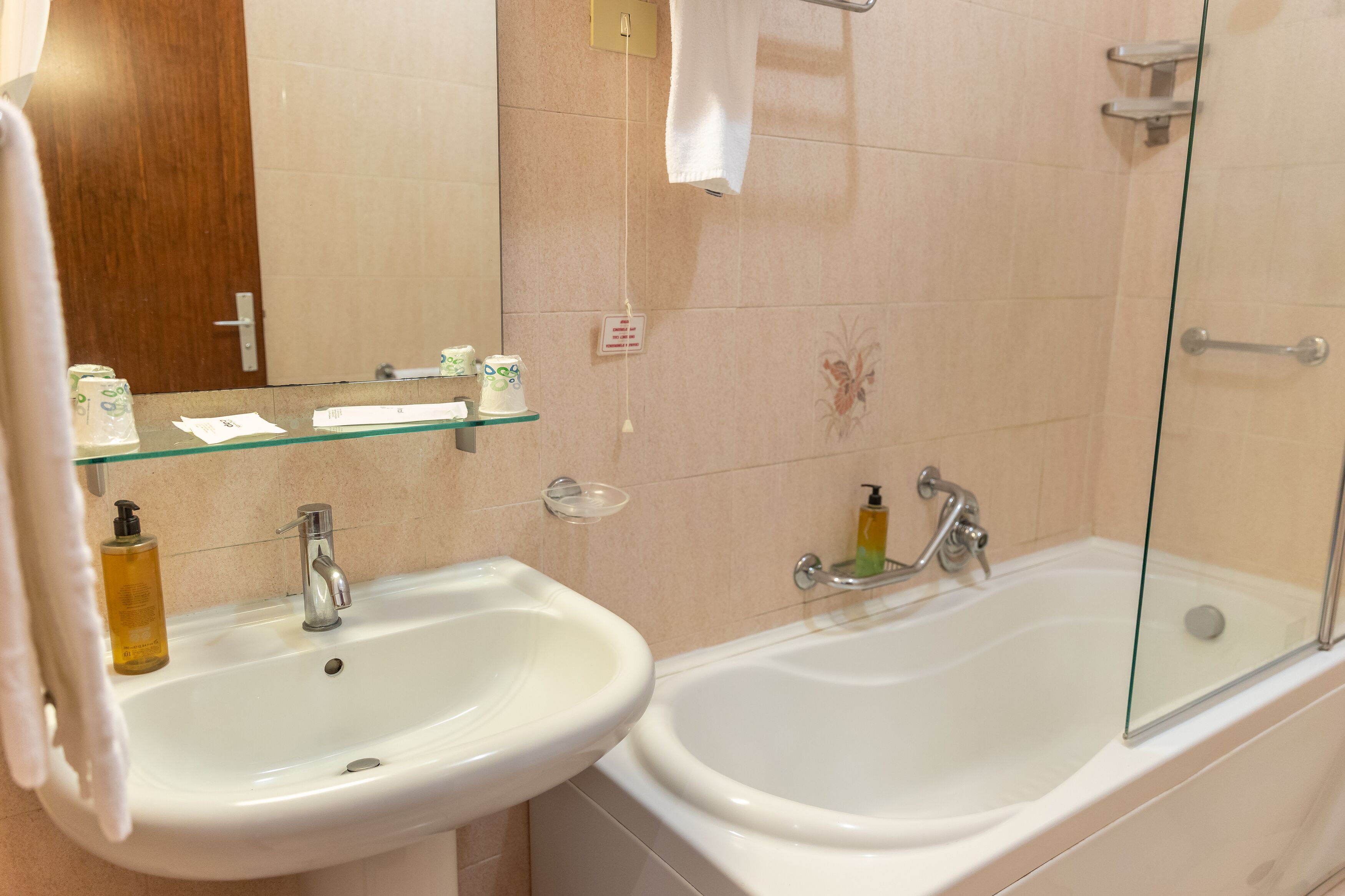 Photo - HOTIDAY Room Collection - Sorrento