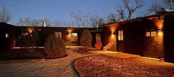 Luxurious 1bd Charmer  `Poni Suite` @ La Dea