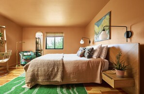 2 slaapkamers, een bureau, een strijkplank/strijkijzer, wifi