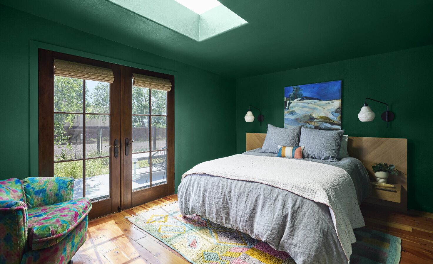 2 slaapkamers, een bureau, een strijkplank/strijkijzer, wifi