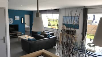 Fernseher, Stereoanlage