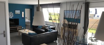 BEAUTIFUL SEA VIEW HOUSE. CLOSE TO THE BEACH and coastal paths