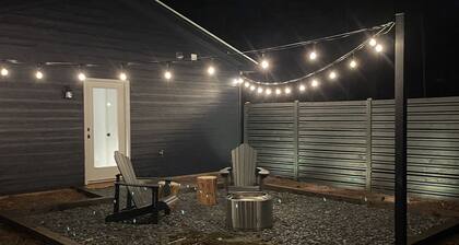 5.5mi to Helen - Couples Shower - Private Fire Pit