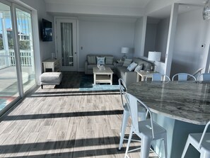 Interior - Special: 10% Off & Free Sunset Cruise! Private Pool • Elevator • Ocean View (Upper Captiva Island)