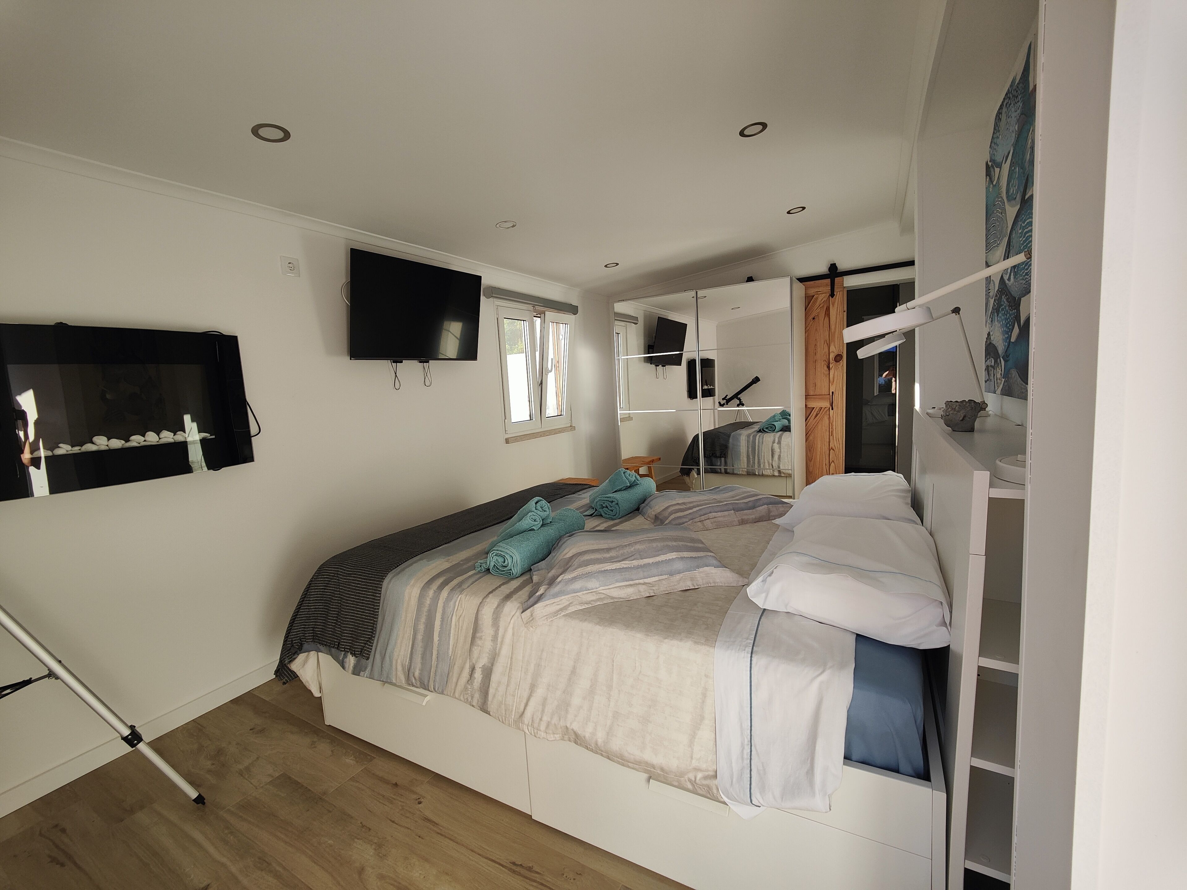 2 habitaciones, escritorio, wifi gratis y ropa de cama 
