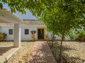 Exterior - Cubo's Cortijo El Perezon / rural / private pool / air conditioning (Archidona)