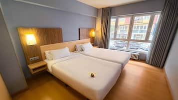 Desk, free WiFi, bed sheets