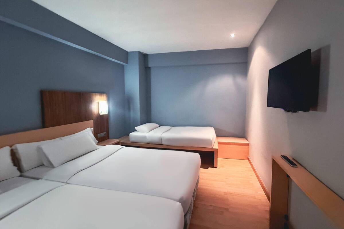 2 Single Beds, Superior Room