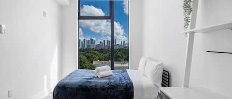 Exclusive Penthouse, 3 Bedrooms, Balcony, City View | Desk, laptop workspace, free WiFi, bed sheets