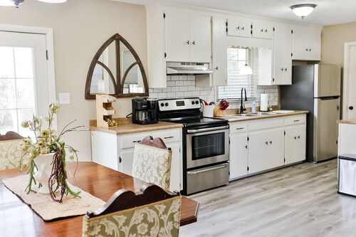 The McClellan Home w/King suite!