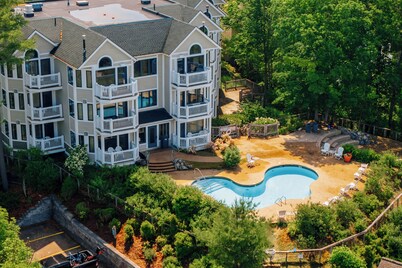 Stony Brook 23 | Top Floor, Heated Pool, Lake Michigan View
