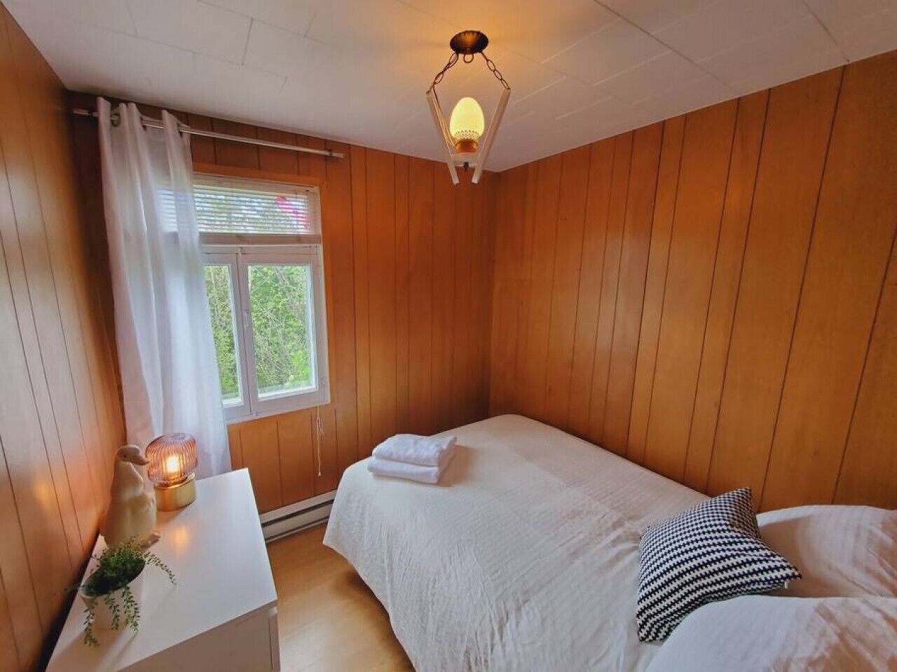 3 多间卧室、WiFi、床单