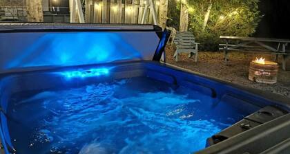 Charlevoix, spa, bbq, fire & nature