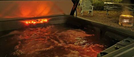 مغطس سبا خارجي