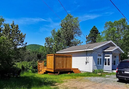 Chalet near Massif and Mont Ste-Anne