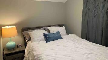 2 bedrooms, iron/ironing board, free WiFi, bed sheets