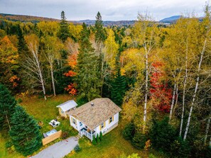 Exterior - Chalet Charlevoix - near Massif and Mont Ste-Anne! (Saint-Tite-des-Caps)