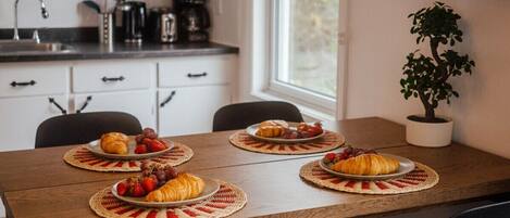 تناول الطعام