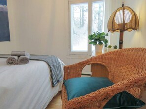 3 bedrooms, free WiFi, bed sheets