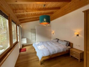 4 bedrooms, WiFi