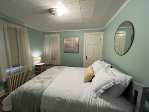 2 Schlafzimmer, Schreibtisch, Bügeleisen/Bügelbrett, kostenloses WLAN