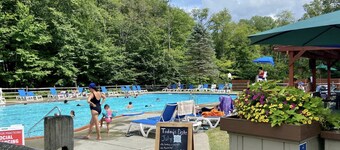 Wooded Retreat in Poconos Mountain Resort w/ Firepit and Kayaks!