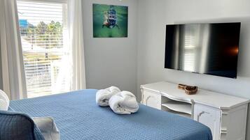 3 habitaciones, tabla de planchar con plancha, cuna de viaje y wifi