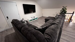 Unclassified image, 5 of 22, button - Home King Luxury (Kauneonga Lake)