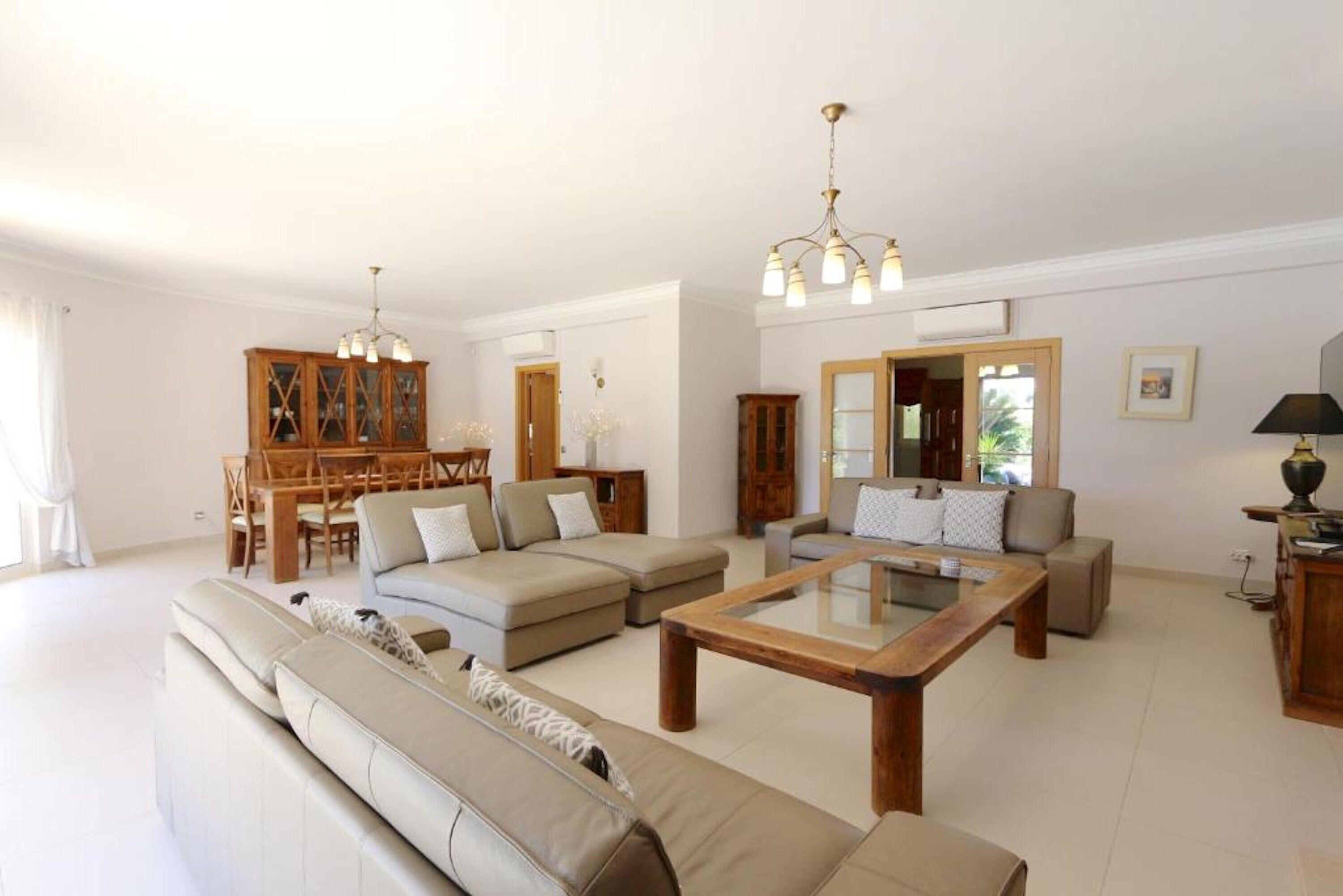 Luxury Vilamoura Villa | 4 Bedrooms | Villa Corvo | Billiards & Gym | Great Golf Course Views - Quarteira