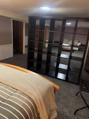 4 bedrooms, WiFi, bed sheets