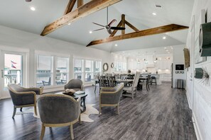 Dining - PRIVATE POOL & HOT TUB!!!  Sleeps 22 w/ 3 King Master Suites & 8 Queen beds!!! (Bolivar Peninsula)