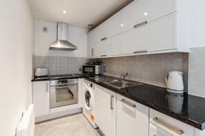 Private kitchen - RST Cumberland Street (Liverpool)