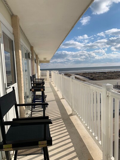 Beachfront condo with spectacular views - steps from the beach