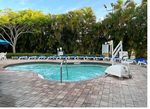 Außenpool, beheizter Pool