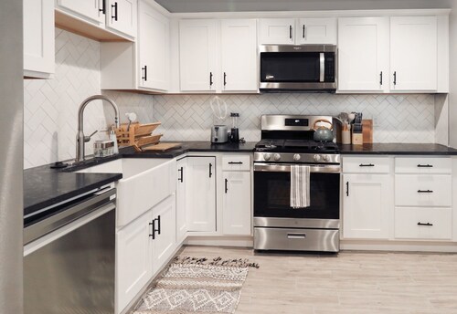 The 405 Contemporary