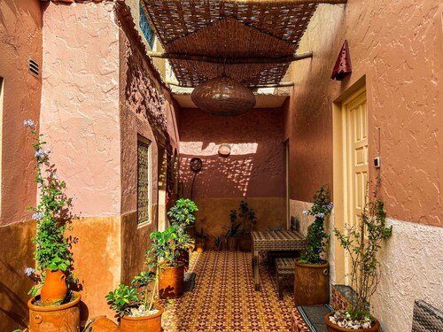 IMAGINE B&B and RESTAURANT - traditional Moroccan house