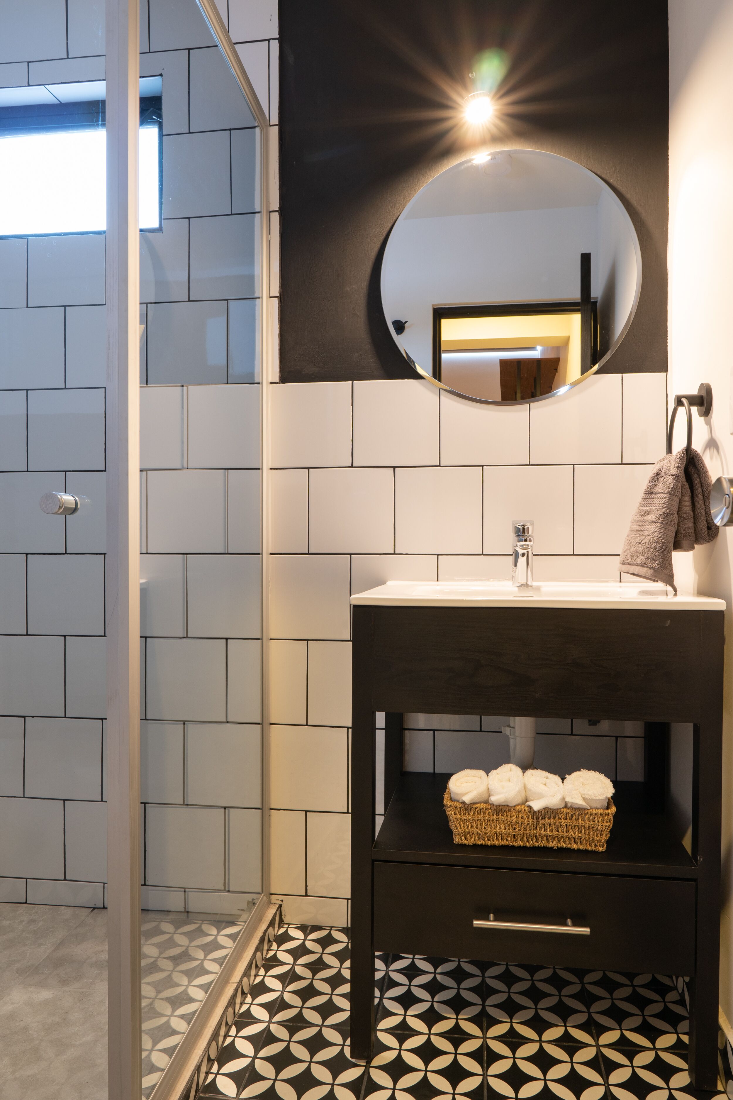 City Double Room | Bathroom | Towels