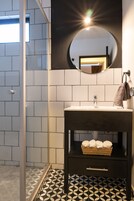 Habitación City doble | Baño | Toallas