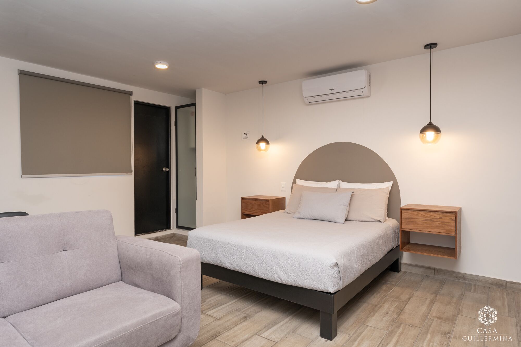 Business Double Room | Free WiFi