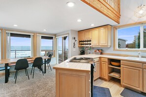 Fridge, microwave, oven, stovetop - Stunning Ocean Views with Hot Tub (Rockaway Beach)