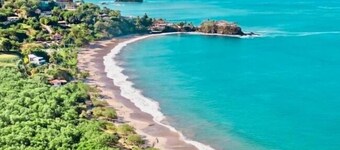 Massai Apartments # 2 sleeps 5