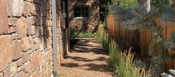Beautifully Renovated Historic Boulder Guesthouse for Longer Stays // 30 day min