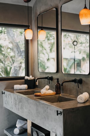 Luxury Room, 1 Bedroom, Terrace, Beachfront | Bathroom | Shower, rainfall showerhead, towels, soap. Arca